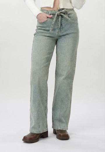 Свободные джинсы