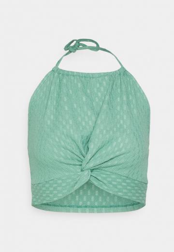 Топ на бретельках