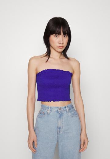 Бюстгальтер без бретелек