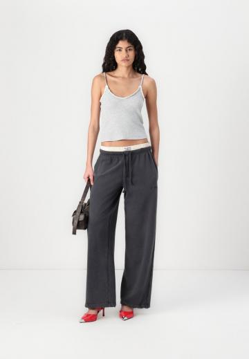 Топ на бретельках