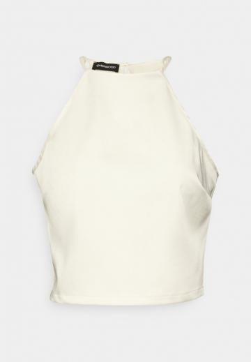 Топ на бретельках