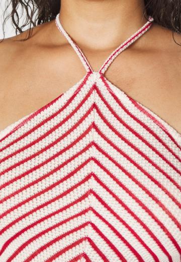 Топ на бретельках