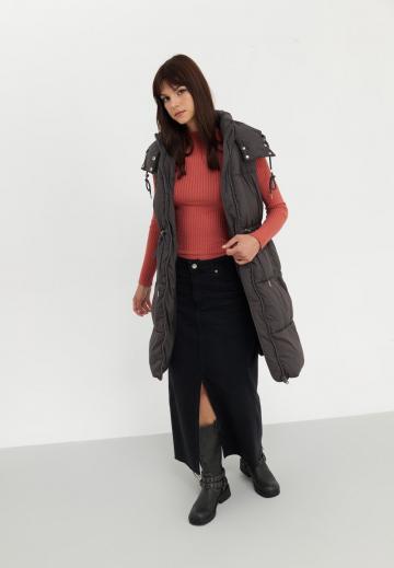 Стеганый жилет