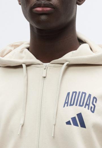 Спортивная кофта