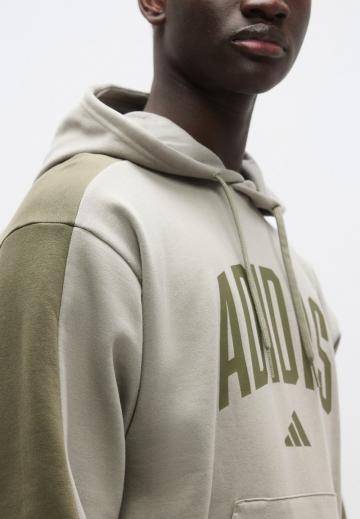 Спортивная кофта