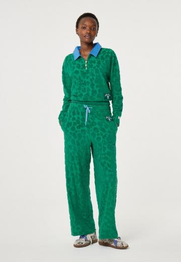 Пуловер с воротником поло