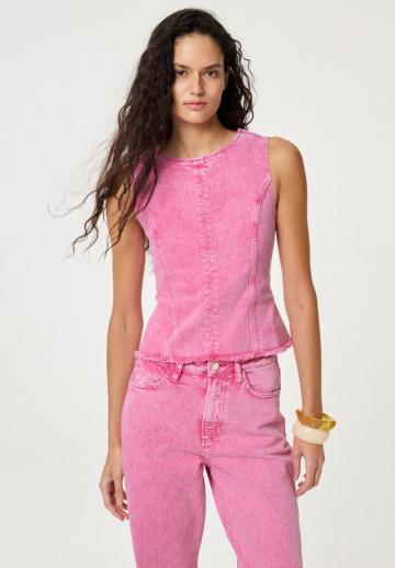 Джинсовая жилетка