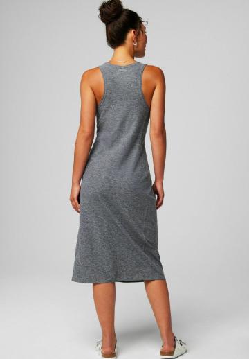 Спортивное платье