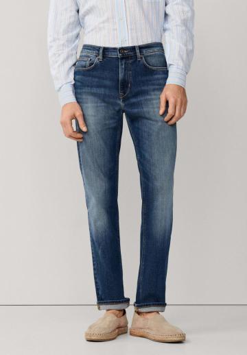 Прямые джинсы