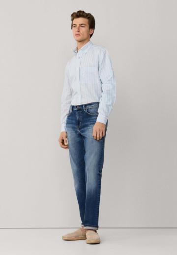 Прямые джинсы