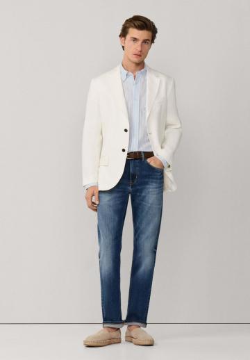 Прямые джинсы