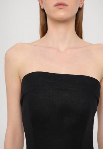 Платье без бретелек