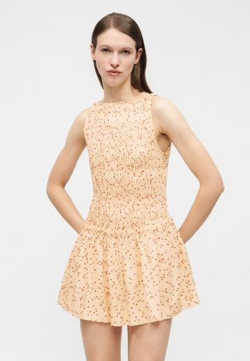 Короткое платье