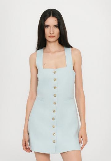 Короткое платье