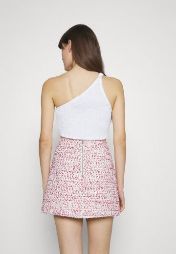 Топ на бретельках