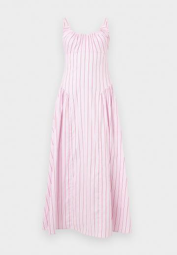 Длинное платье