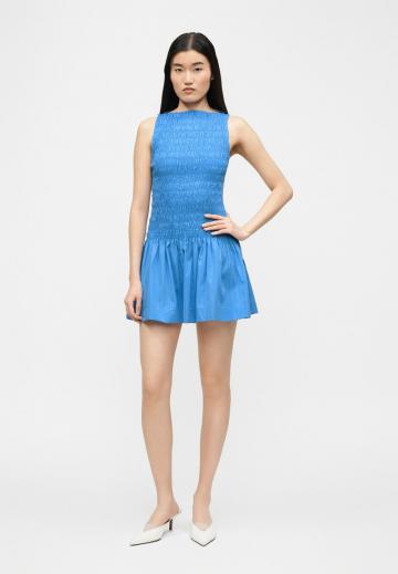 Короткое платье