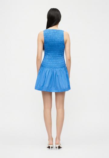 Короткое платье