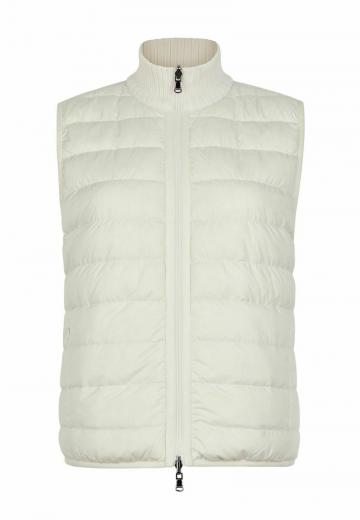 Пуховой жилет