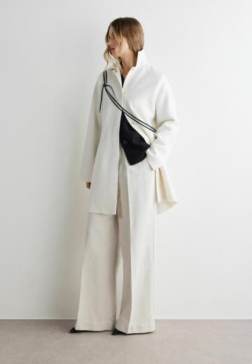 Короткое пальто