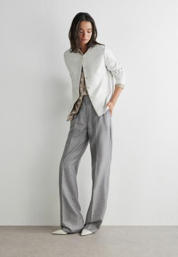 Вязаная кофта