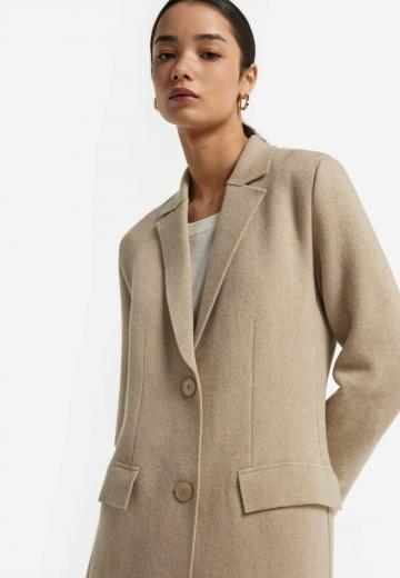 Шерстяное пальто