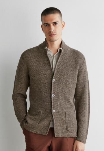 Вязаная кофта