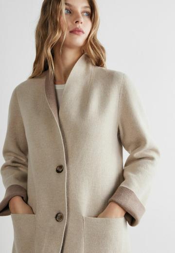 Короткое пальто