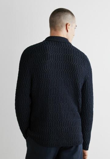 Вязаная кофта