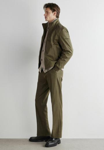 Куртка бомбер