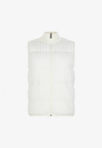 Пуховой жилет