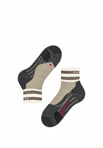 Спортивные носки