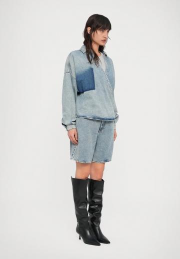 Джинсовая куртка