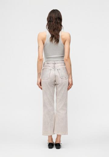 Клешеные джинсы