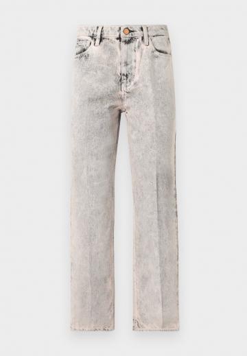 Клешеные джинсы