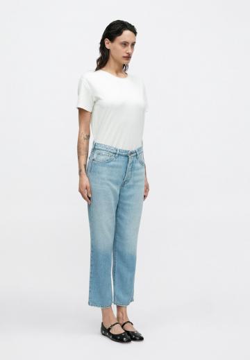 Короткие джинсы