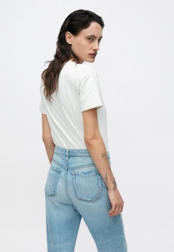 Короткие джинсы