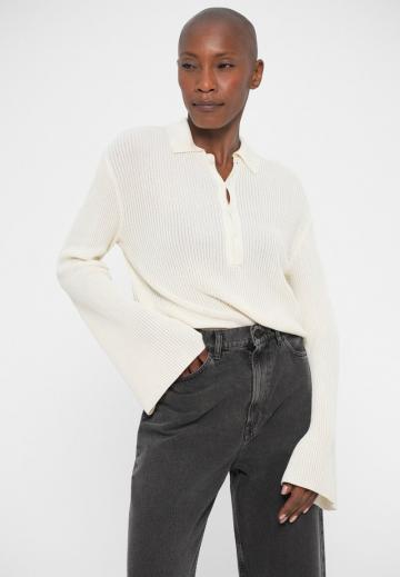 Короткие джинсы