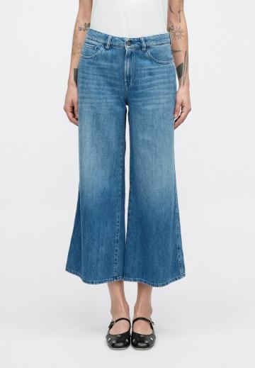 Джинсы бойфренда