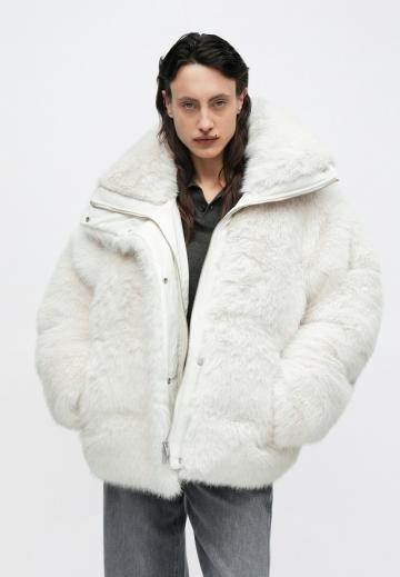 Клешеные джинсы