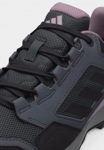 Беговые кроссовки