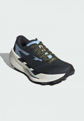 Беговые кроссовки