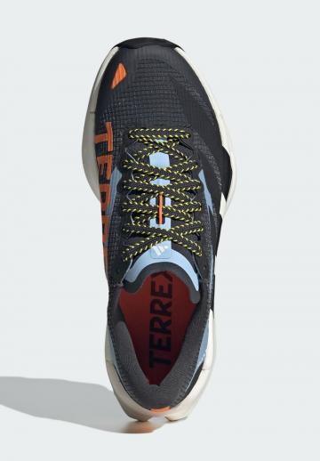 Беговые кроссовки