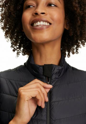 Спортивный жилет