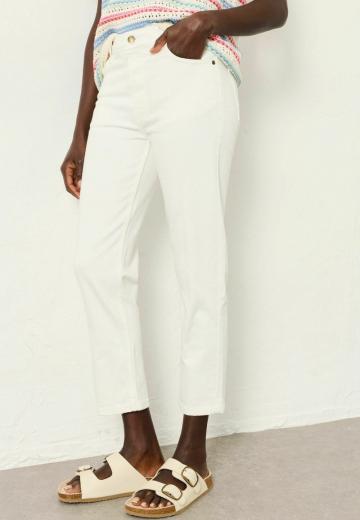 Короткие джинсы