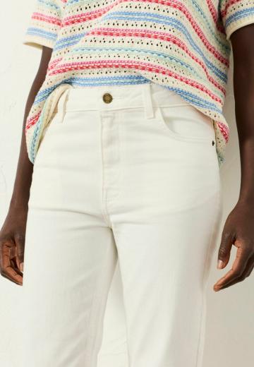 Короткие джинсы