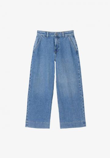 Короткие джинсы