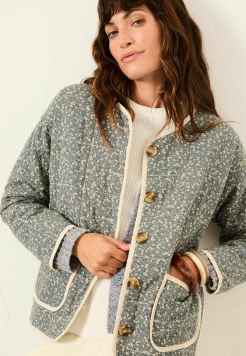 Жаккардовая вязаная кофта