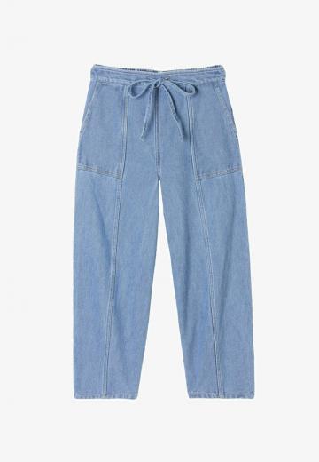 Короткие джинсы