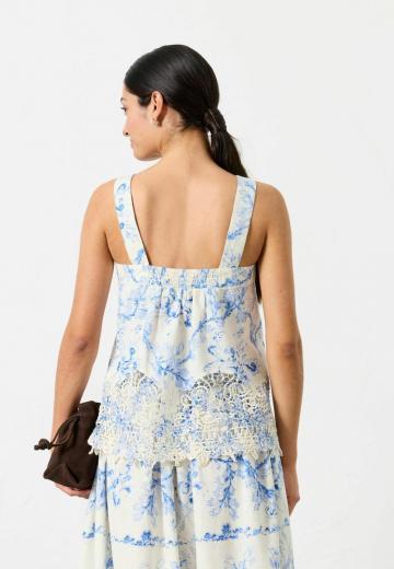 Блузка без рукавов